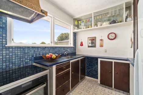 Photo of property in 11 Montmere Avenue, Te Atatu Peninsula, Auckland, 0610