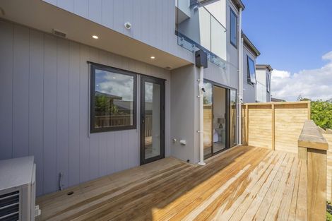 Photo of property in 8/8 Sheehan Road, Te Atatu South, Auckland, 0610