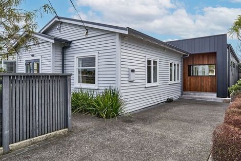 Photo of property in 39 Adelaide Street, Petone, Lower Hutt, 5012