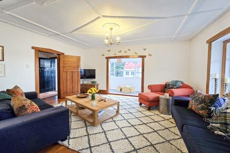 Photo of property in 13 Henui Street, Strandon, New Plymouth, 4312