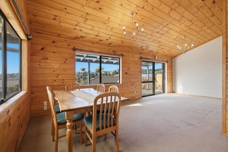 Photo of property in 27 Bateleur Close, Welcome Bay, Tauranga, 3112