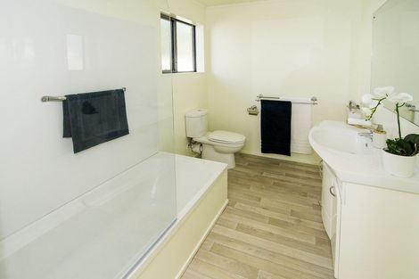 Photo of property in 85a Oxford Street, Lansdowne, Masterton, 5810