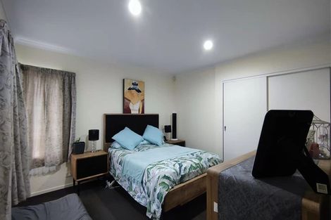 Photo of property in 3 Lantern Court, Henderson, Auckland, 0612
