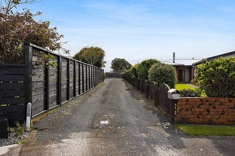 Photo of property in 10 Green Lane, Hawera, 4610