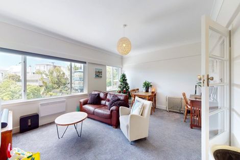 Photo of property in Samoa High Commission, 4/1 Wesley Road, Kelburn, Wellington, 6012