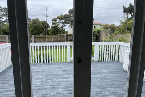 Photo of property in 54 Glen Road, Ranui, Auckland, 0612