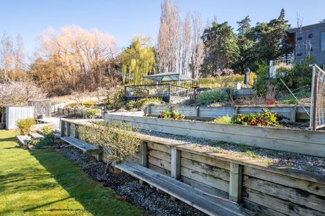 Photo of property in 25 Tamblyn Drive, Lake Roxburgh Village, Roxburgh, 9571