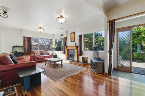 Photo of property in 229 Shakespeare Street, Leamington, Cambridge, 3432