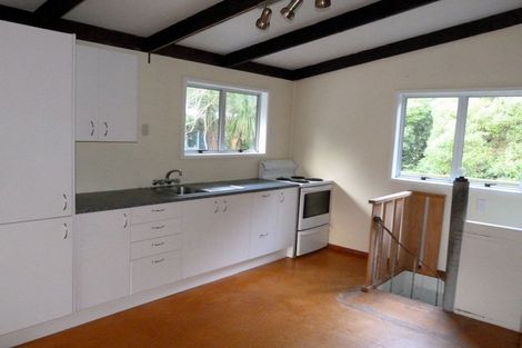 Photo of property in 11 Karekare Road, Karekare, New Lynn, 0772