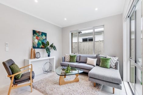 Photo of property in 32 Nganui Avenue, Takanini, 2112