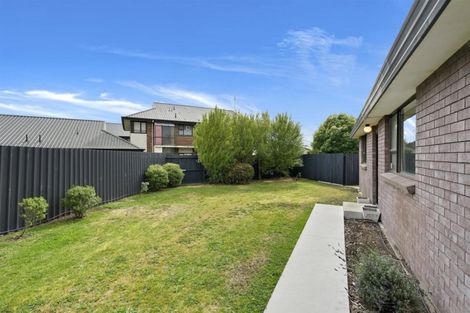 Photo of property in 2/27 Aberfoyle Place, Parklands, Christchurch, 8083