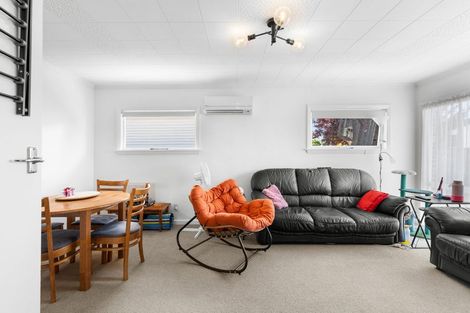 Photo of property in 1/27 Hills Road, Edgeware, Christchurch, 8013
