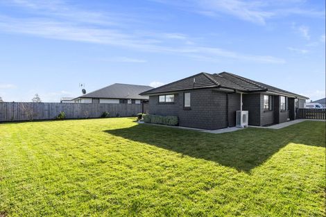 Photo of property in 7 Kotare Drive, Coastlands, Whakatane, 3120