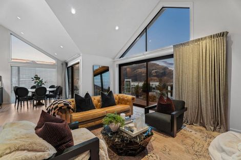 Photo of property in 4 Old Homestead Place, Kawarau Falls, Queenstown, 9300