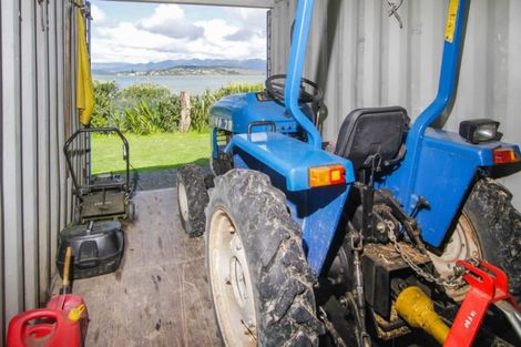 Photo of property in 100 Motukaraka Point Road, Kohukohu, 0491