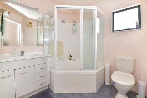 Photo of property in 6/670 Whangaparaoa Road, Stanmore Bay, Whangaparaoa, 0932