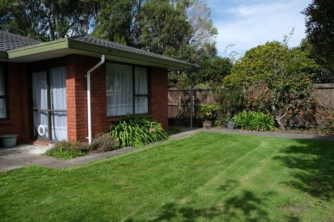 Photo of property in 2/68 Sabys Road, Halswell, Christchurch, 8025