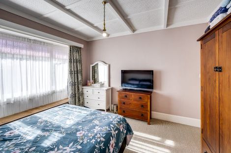 Photo of property in 1213 Caroline Road, Mayfair, Hastings, 4122