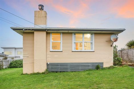 Photo of property in 67 Pikarere Street, Titahi Bay, Porirua, 5022