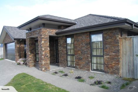 Photo of property in 33 Edith Collier Drive, Otamatea, Whanganui, 4500