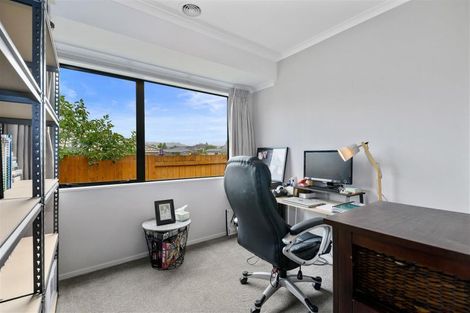 Photo of property in 4 Mccahon Drive, Pukehangi, Rotorua, 3015