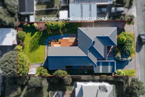 Photo of property in 4 Gray Street, Pukerua Bay, 5026