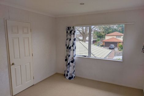 Photo of property in 2/10 Saints Court, Manurewa, Auckland, 2102