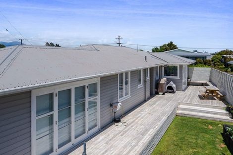 Photo of property in 215 Mangorei Road, Merrilands, New Plymouth, 4312