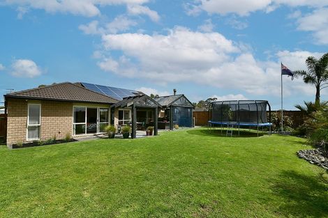 Photo of property in 6 Raabia Close, Parakai, 0830