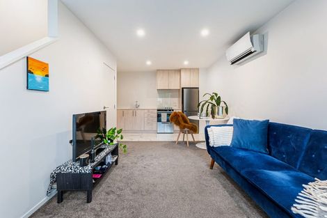 Photo of property in 1/83 Vodanovich Road, Te Atatu South, Auckland, 0610