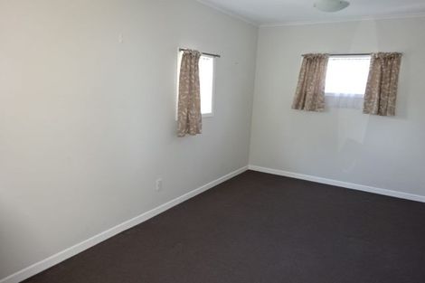 Photo of property in 37 Mcintyre Road, Mangere Bridge, Auckland, 2022