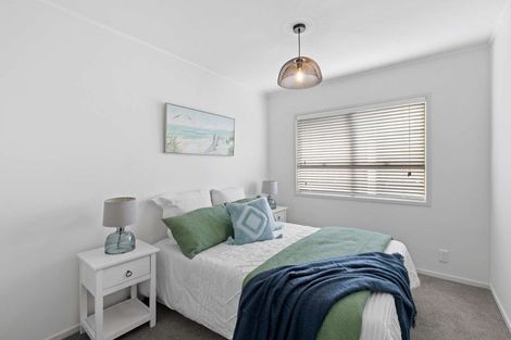 Photo of property in 2/12 Stanley Avenue, Milford, Auckland, 0620