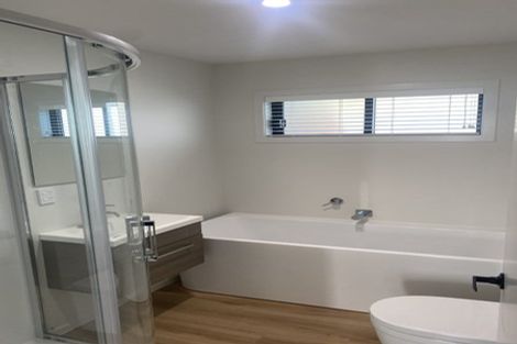 Photo of property in 6c Grays Road, Plimmerton, Porirua, 5026