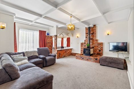 Photo of property in 95 Weraroa Road, Levin, 5510