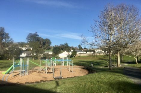 Photo of property in 24 Loughanure Place, Massey, Auckland, 0614