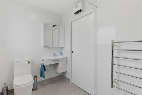 Photo of property in 9 Castle Street, Waihola, Milton, 9073