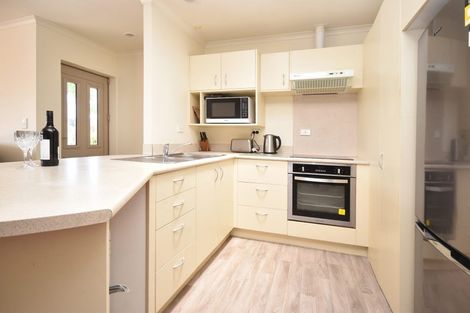 Photo of property in 50 Elan Place, Stanmore Bay, Whangaparaoa, 0932