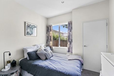 Photo of property in 19a Regent Street, Newtown, Wellington, 6021