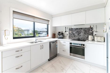 Photo of property in 20 Hamill Road, Halswell, Christchurch, 8025