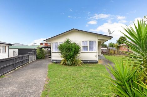Photo of property in 9 English Street, St Andrews, Hamilton, 3200