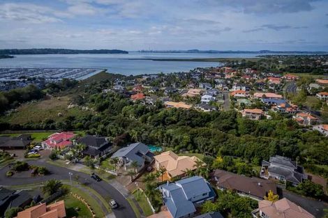 Photo of property in 7 Mistral Place, West Harbour, Auckland, 0618