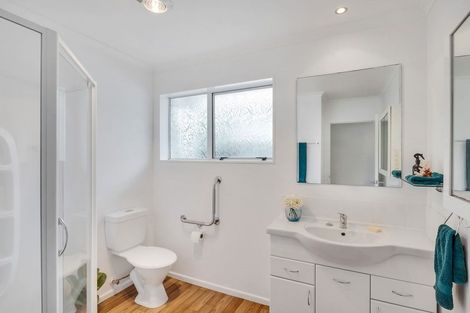 Photo of property in 1/4 French Street, Moturoa, New Plymouth, 4310