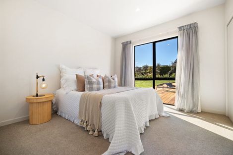 Photo of property in 12 Jacks Point Rise, Jacks Point, Queenstown, 9371
