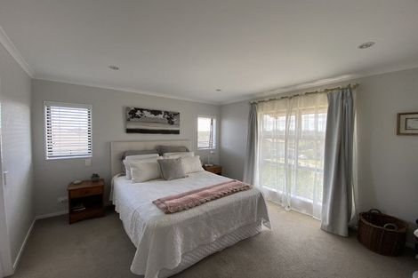 Photo of property in 10 Mauku Lane, Greenhithe, Auckland, 0632