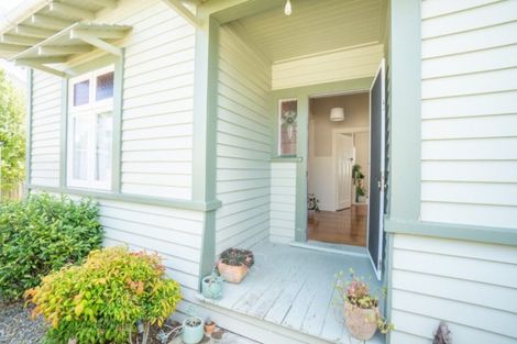 Photo of property in 40 Kingswood Street, Takaro, Palmerston North, 4412