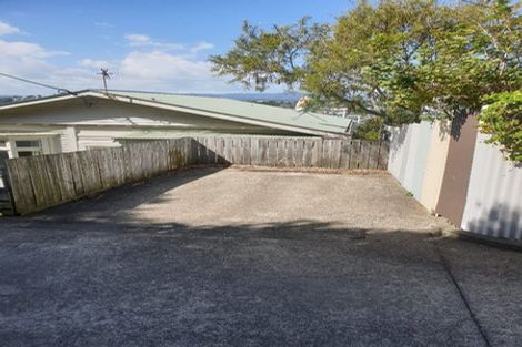 Photo of property in 64 Maupuia Road, Maupuia, Wellington, 6022