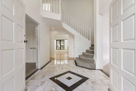 Photo of property in 48 Wiltshire Place, Somerville, Auckland, 2014