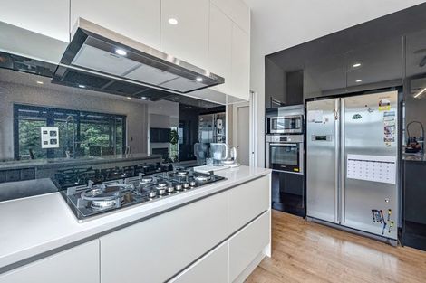 Photo of property in 13 Spyglass Street, Red Beach, 0932