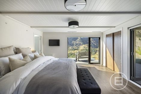 Photo of property in 12 Crows Nest Road, Arthurs Point, Queenstown, 9371