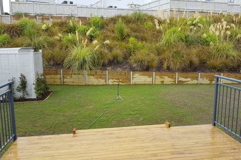 Photo of property in 73 Calluna Crescent, Totara Heights, Auckland, 2105
